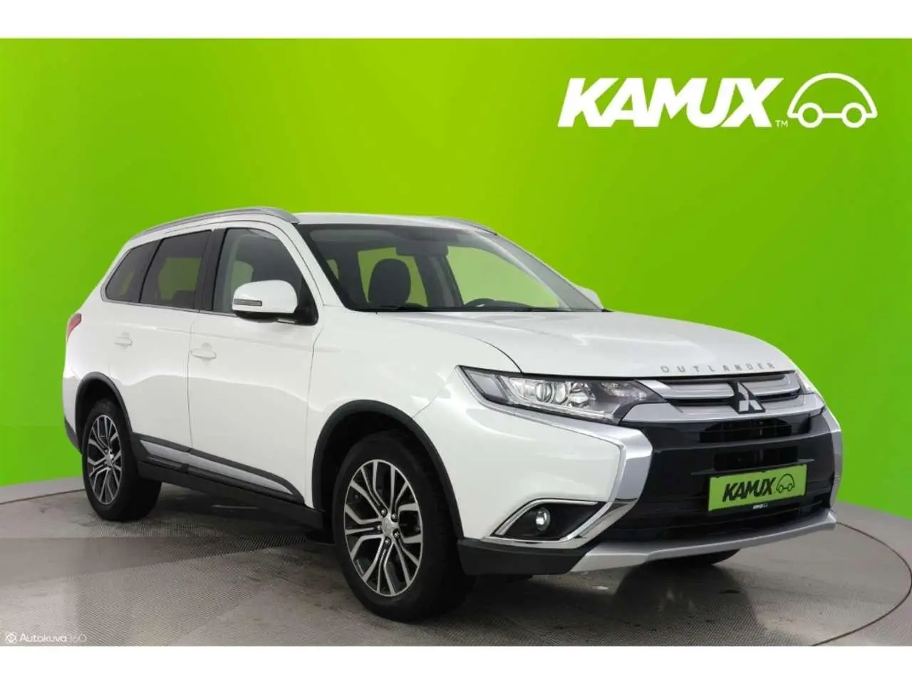 Photo 1 : Mitsubishi Outlander 2017 Petrol