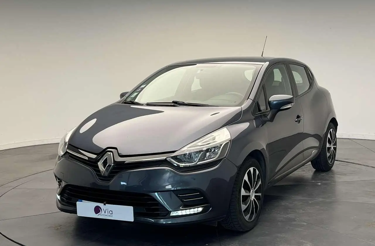 Photo 1 : Renault Clio 2016 Petrol