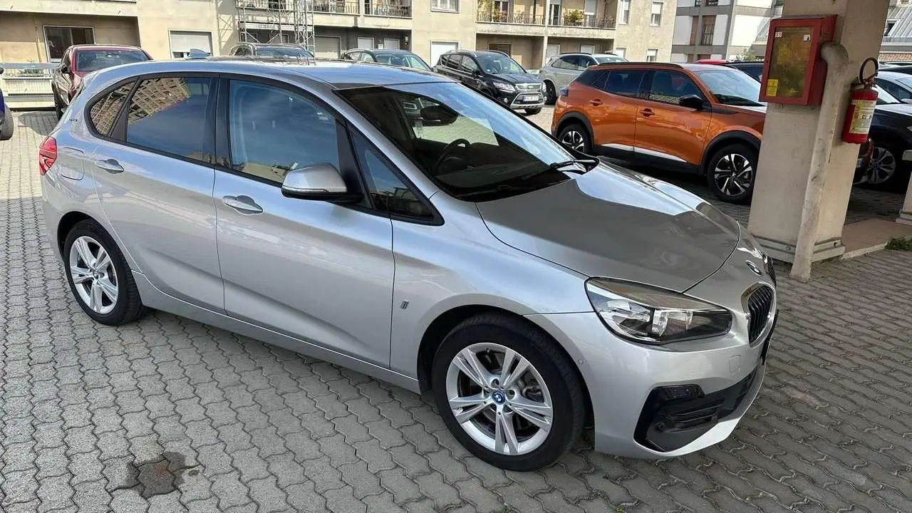 Photo 1 : Bmw Serie 2 2019 Hybrid