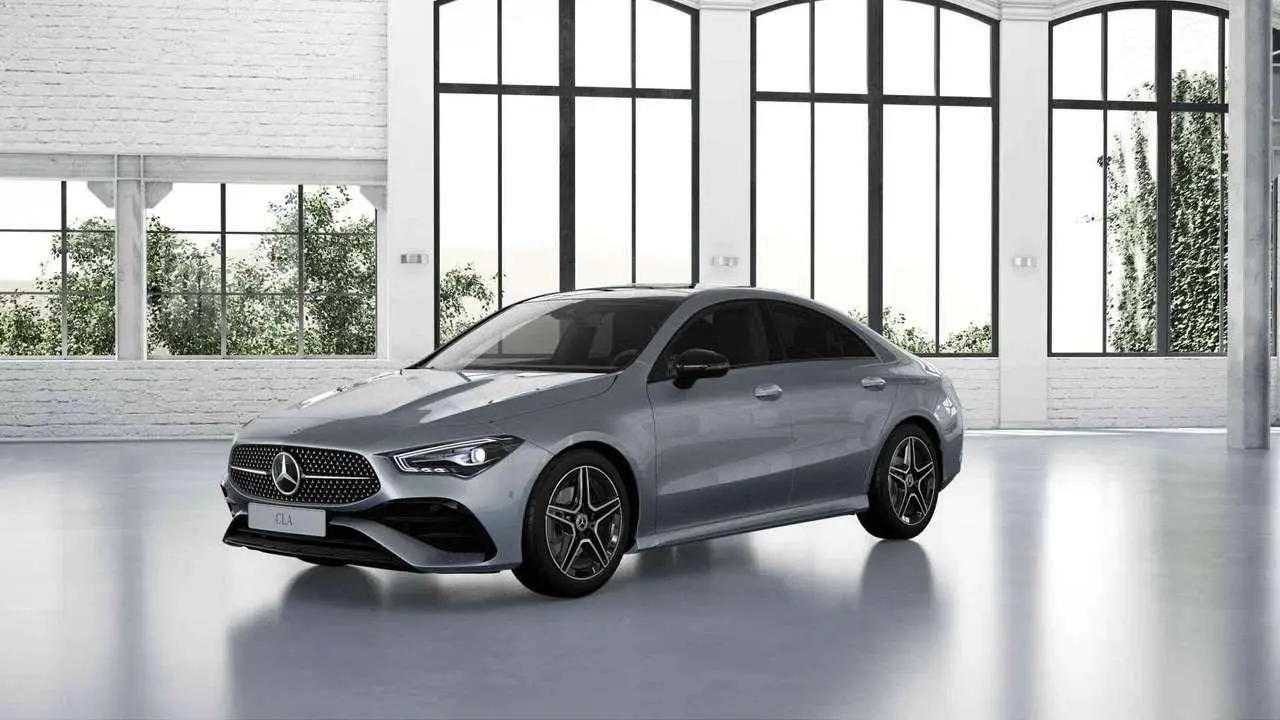 Photo 1 : Mercedes-benz Classe Cla 2024 Petrol