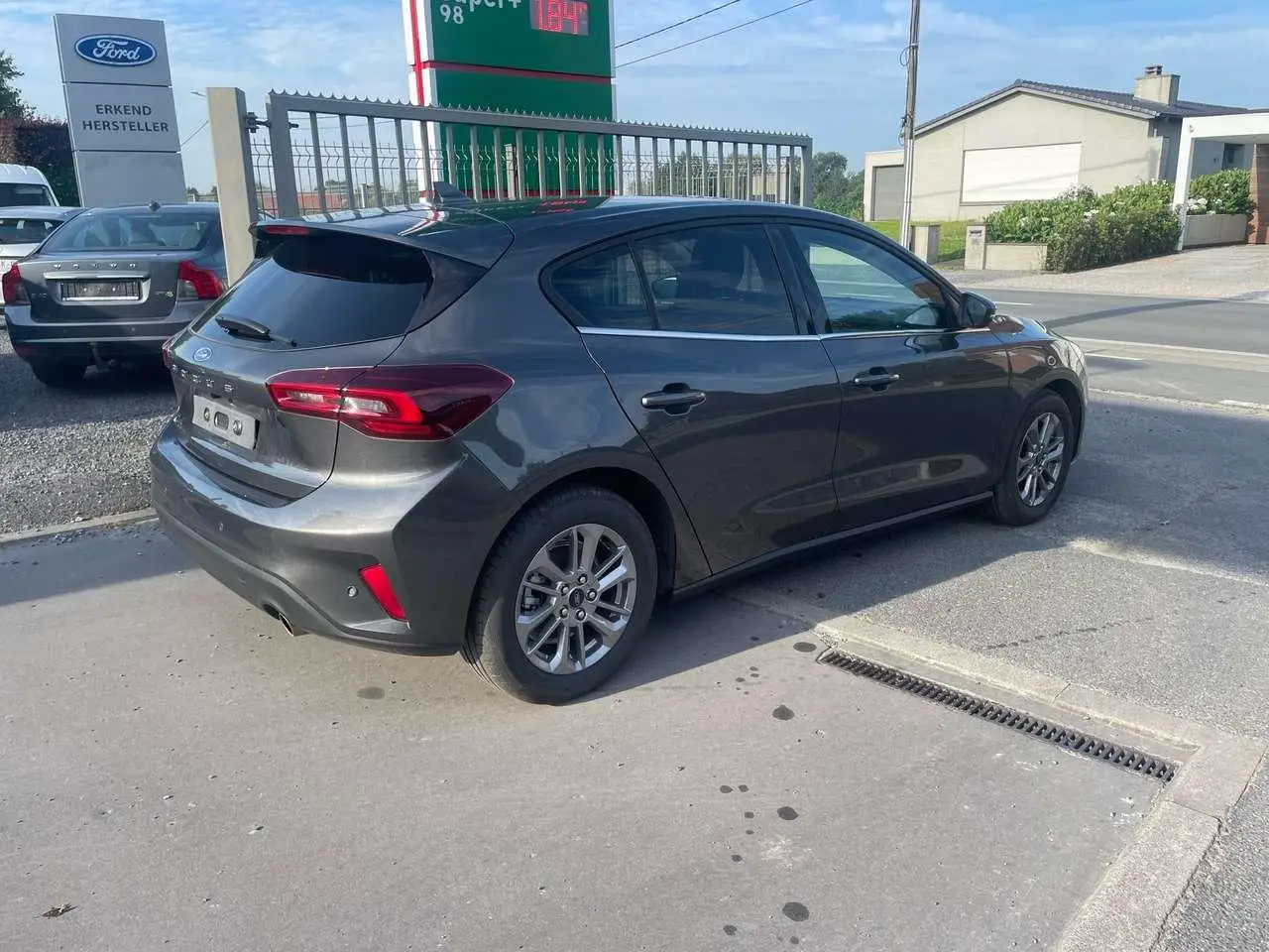 Photo 1 : Ford Focus 2023 Petrol