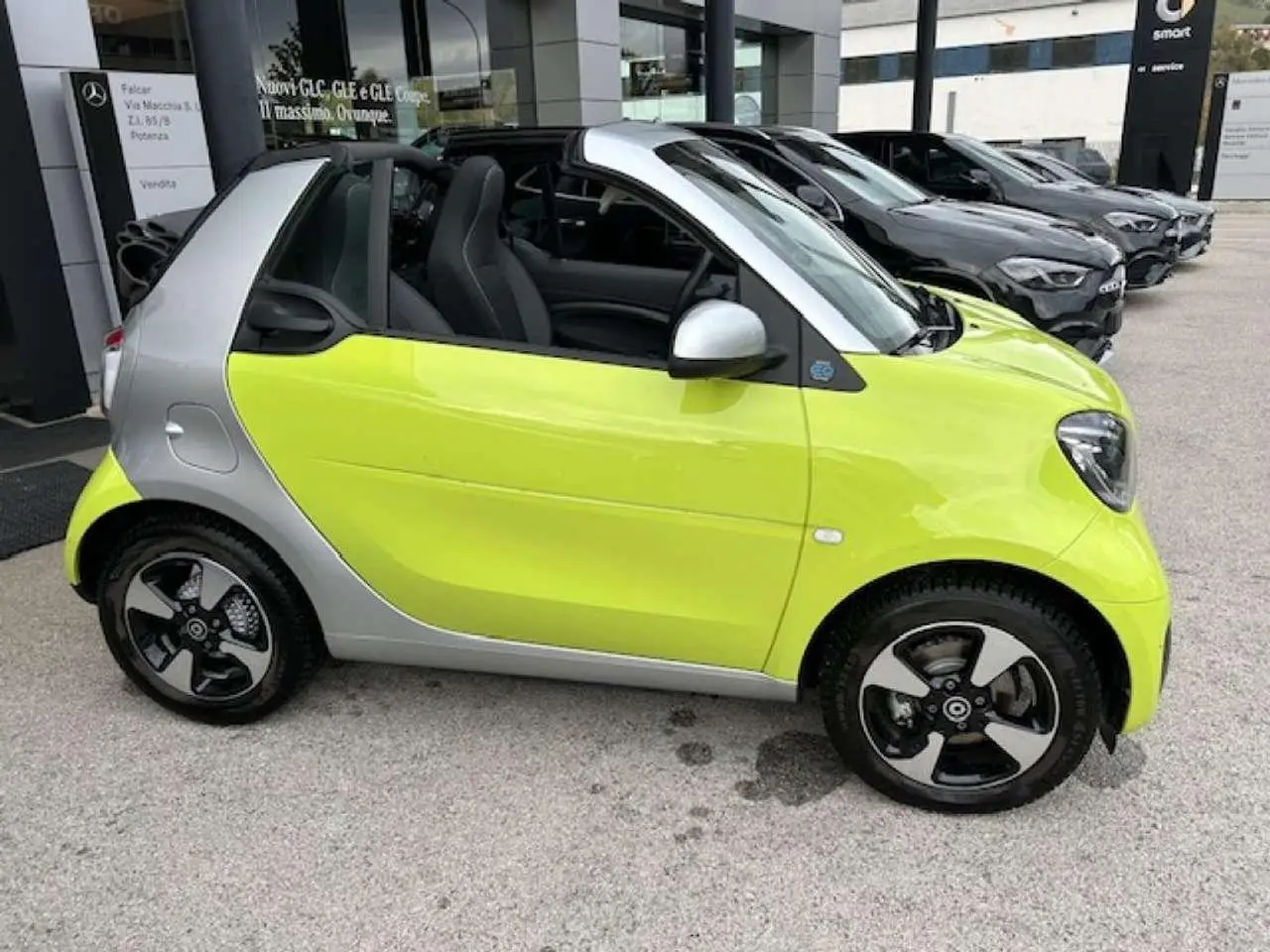 Photo 1 : Smart Fortwo 2021 Électrique