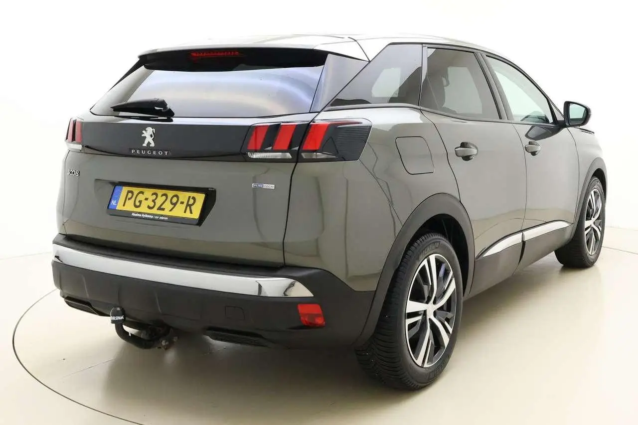 Photo 1 : Peugeot 3008 2017 Petrol