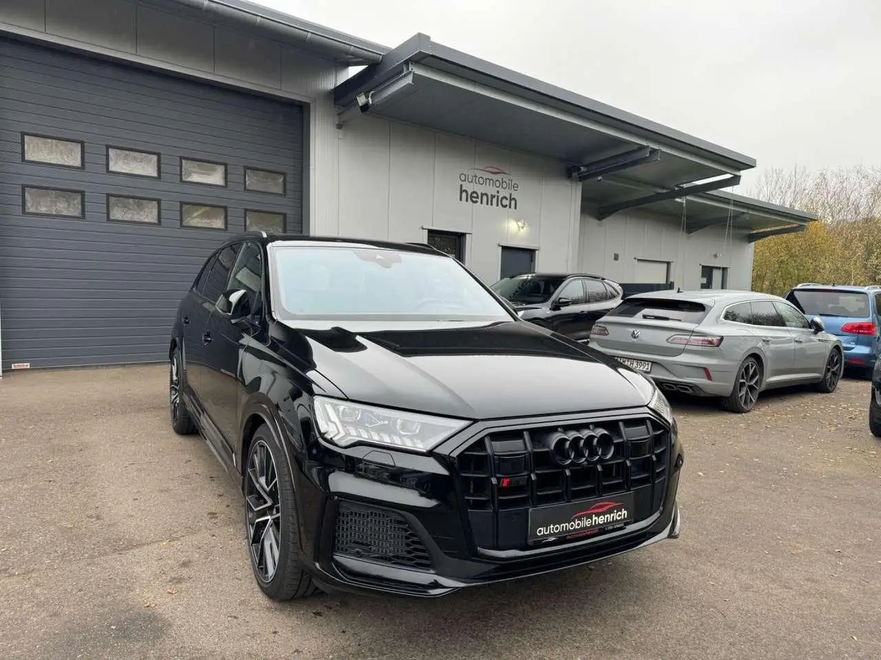 Photo 1 : Audi Sq7 2023 Petrol