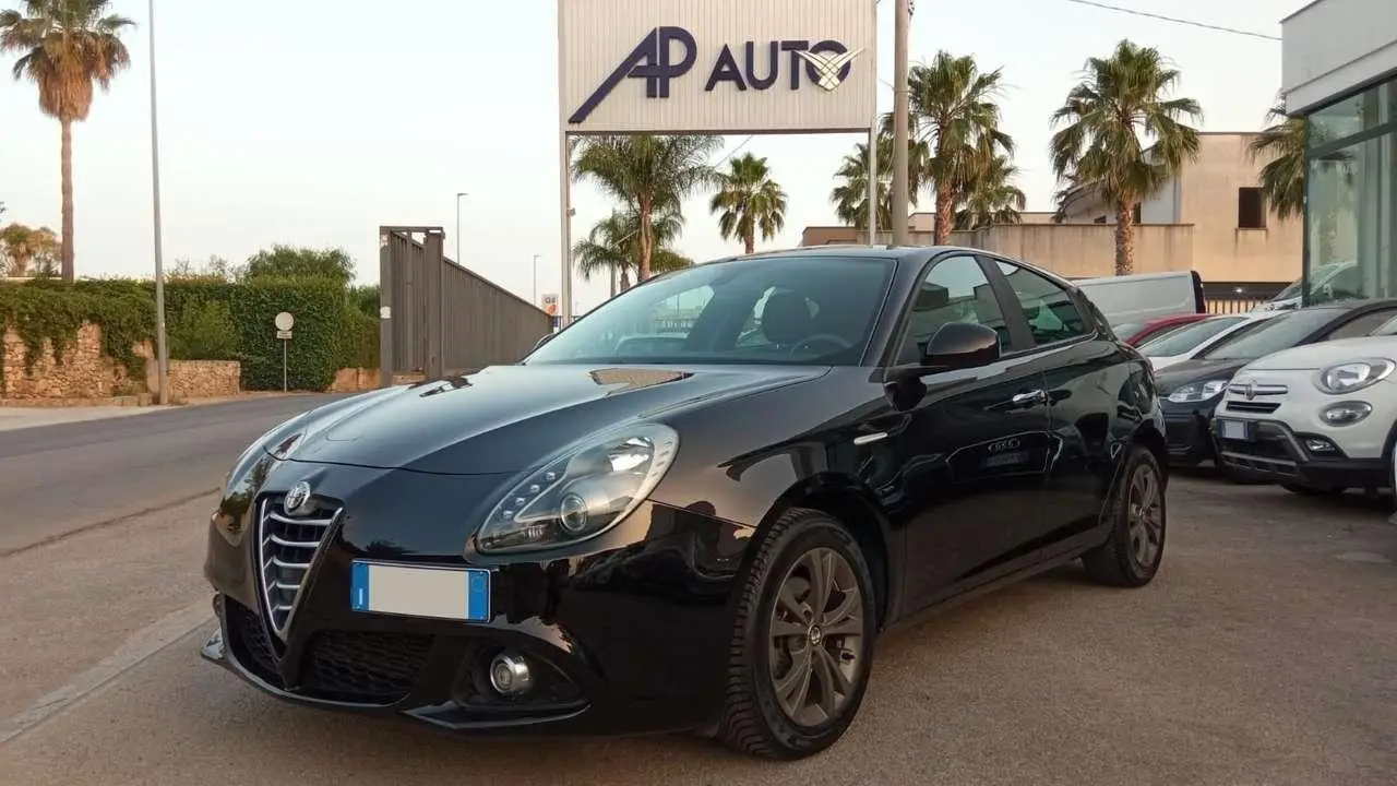 Photo 1 : Alfa Romeo Giulietta 2015 Diesel