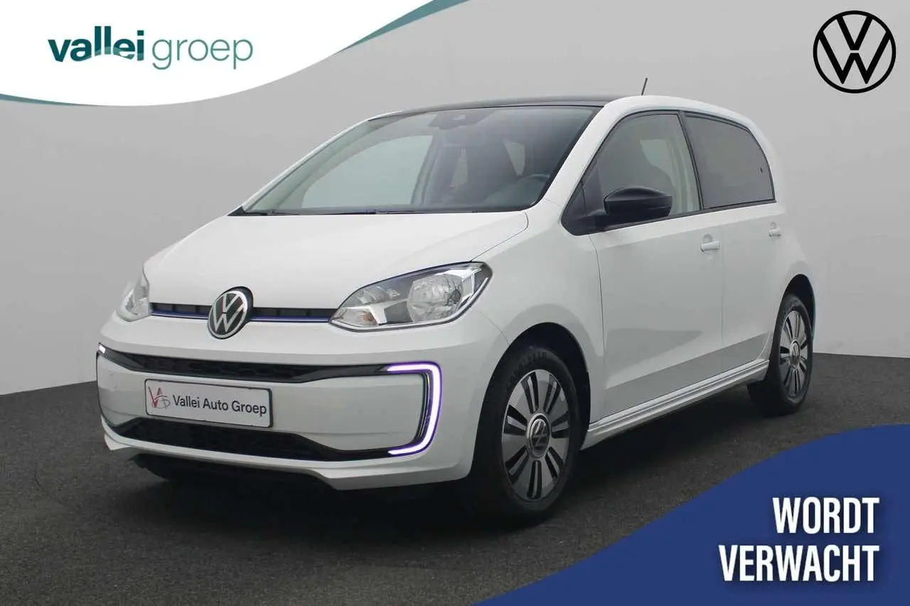 Photo 1 : Volkswagen Up! 2021 Électrique