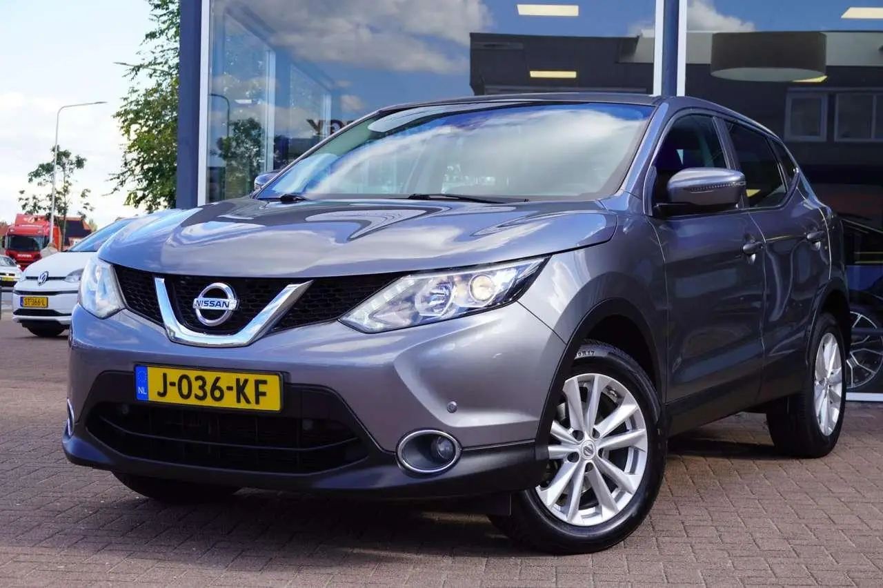 Photo 1 : Nissan Qashqai 2016 Petrol