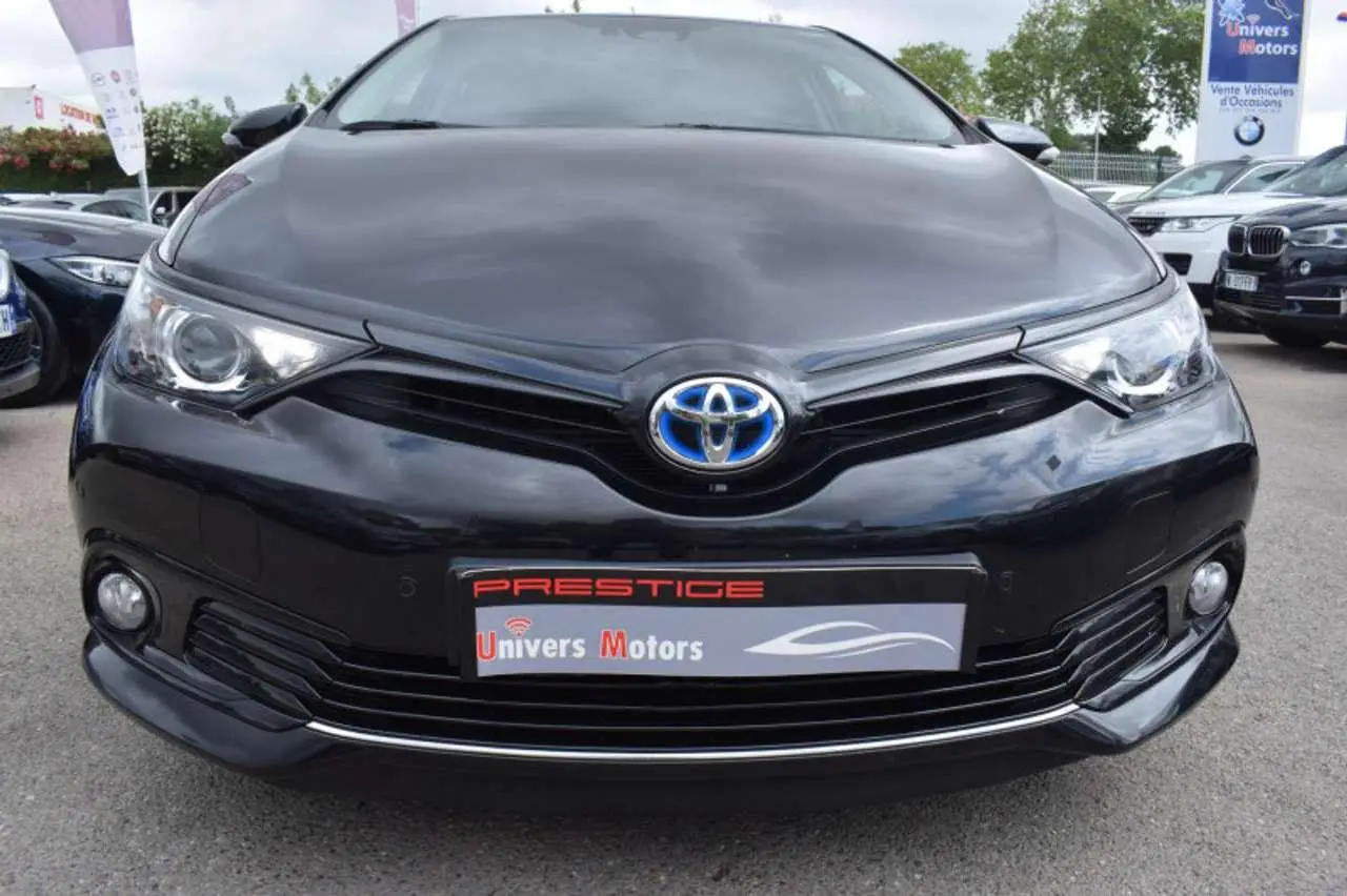 Photo 1 : Toyota Auris 2018 Hybrid