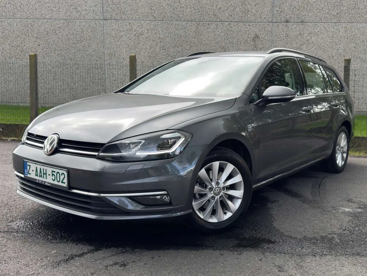 Photo 1 : Volkswagen Golf 2020 Essence