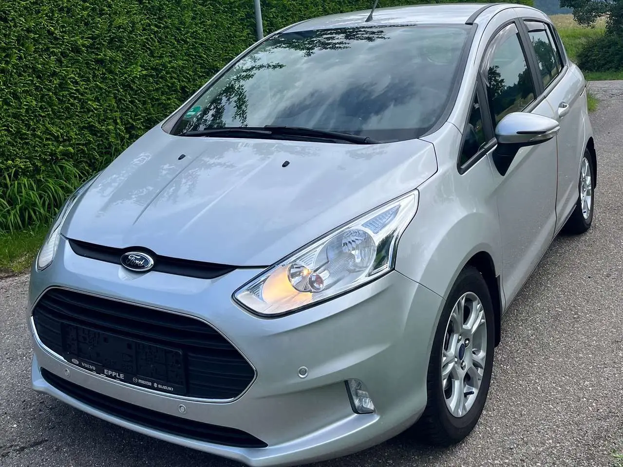 Photo 1 : Ford B-max 2017 Essence