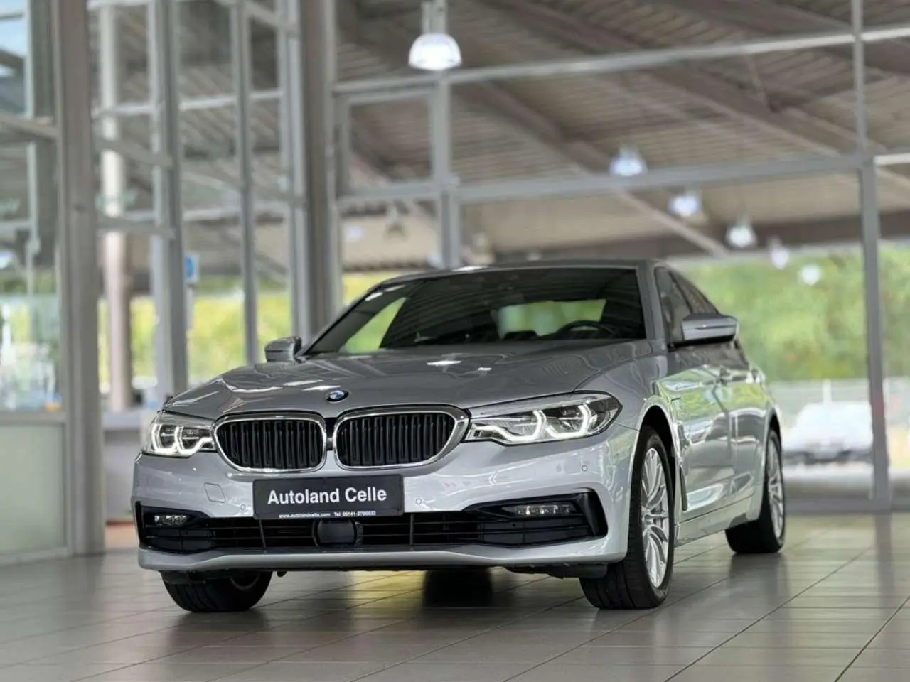 Photo 1 : Bmw Serie 5 2019 Hybrid