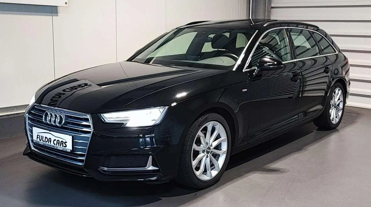 Photo 1 : Audi A4 2019 Diesel