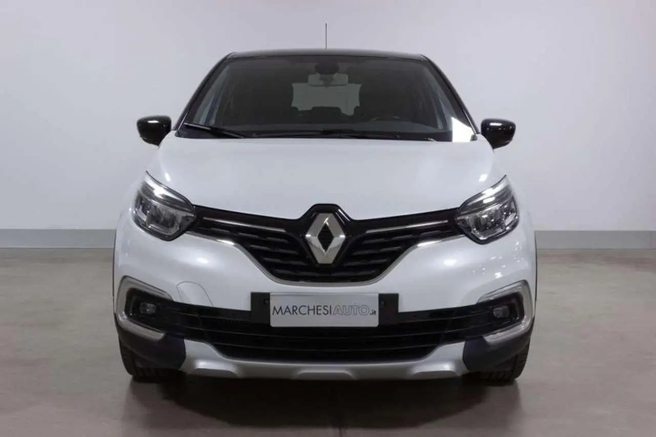 Photo 1 : Renault Captur 2017 Petrol