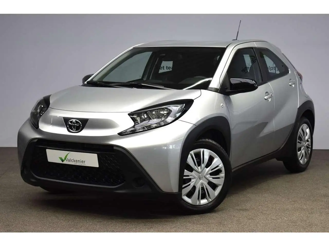 Photo 1 : Toyota Aygo X 2023 Petrol