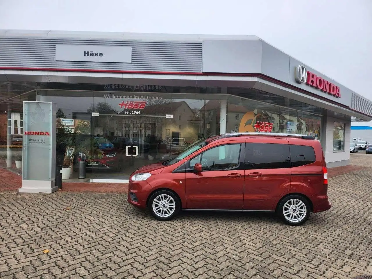 Photo 1 : Ford Tourneo 2019 Petrol