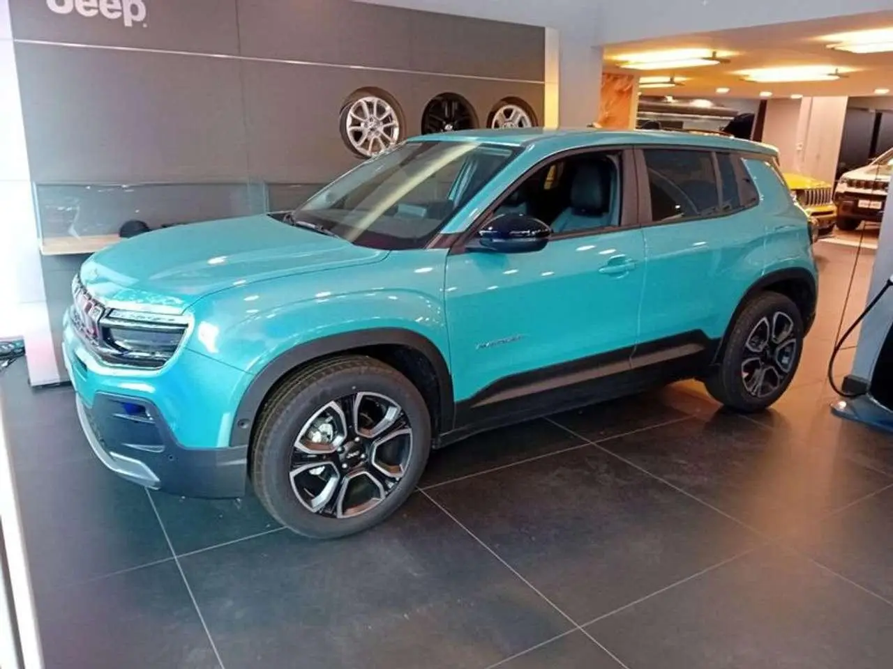 Photo 1 : Jeep Avenger 2023 Petrol