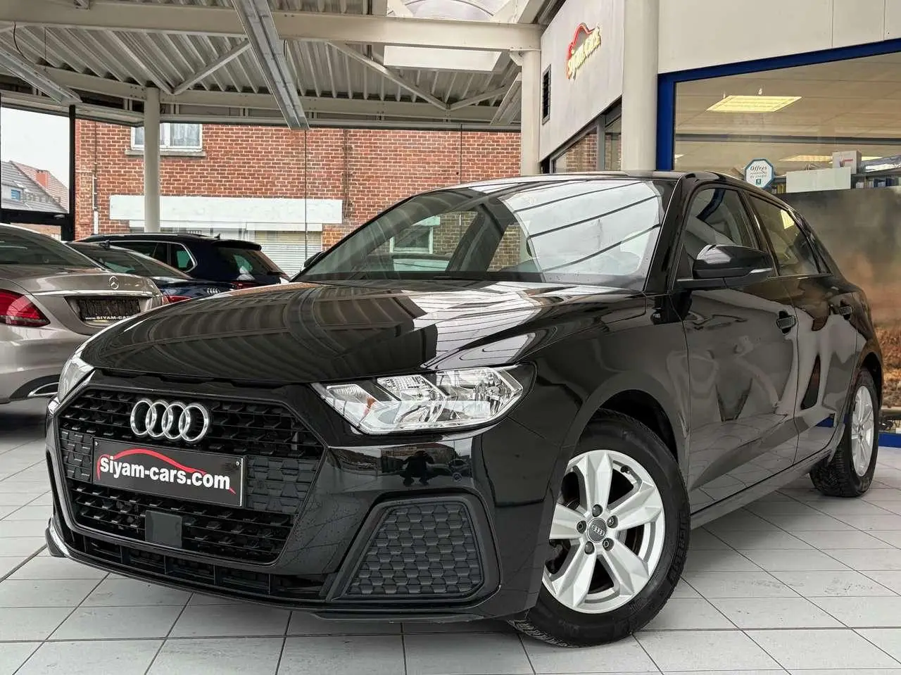 Photo 1 : Audi A1 2019 Petrol