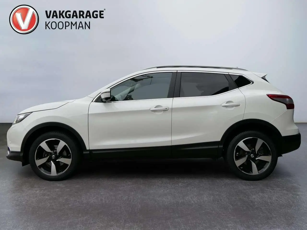 Photo 1 : Nissan Qashqai 2016 Petrol