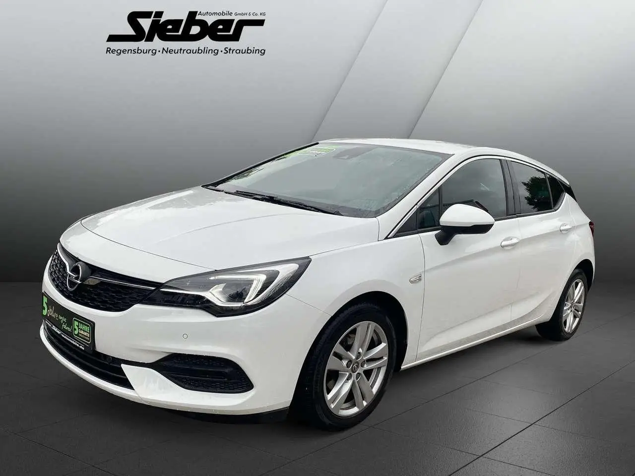 Photo 1 : Opel Astra 2020 Essence