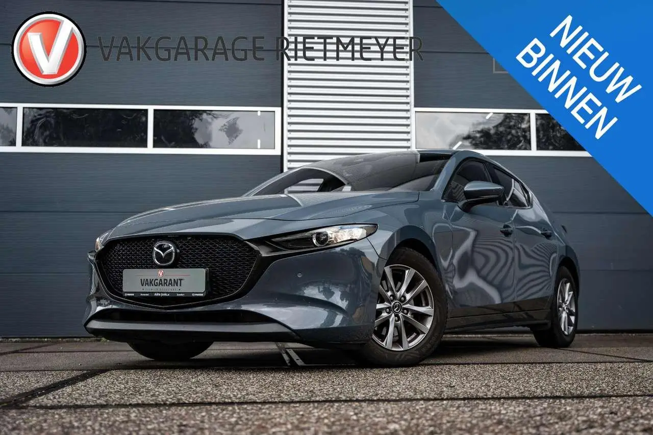 Photo 1 : Mazda 3 2019 Hybride