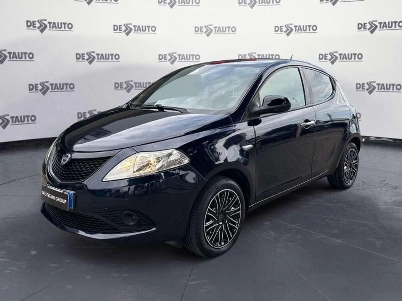 Photo 1 : Lancia Ypsilon 2019 Petrol