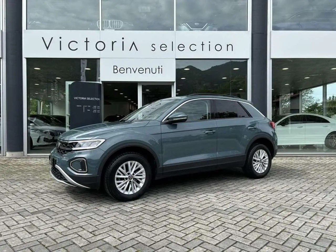 Photo 1 : Volkswagen T-roc 2022 Petrol