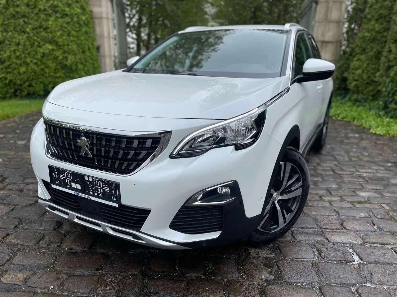 Photo 1 : Peugeot 3008 2017 Essence