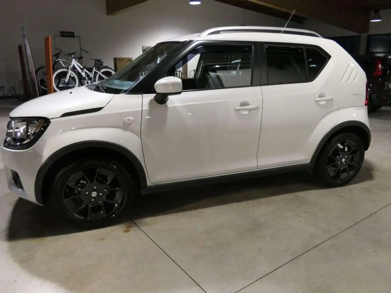 Photo 1 : Suzuki Ignis 2018 Petrol