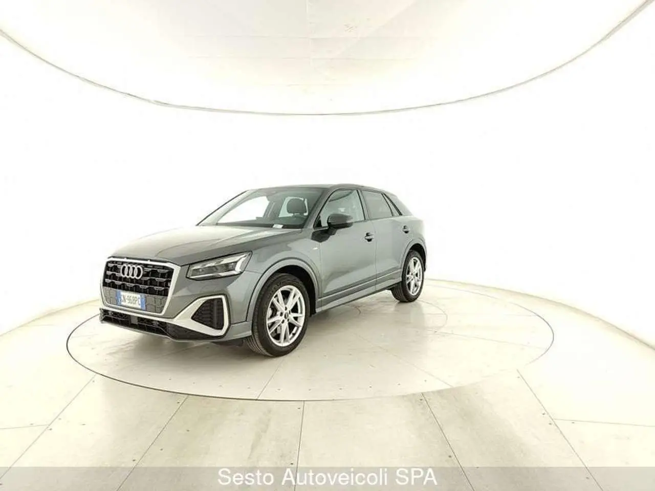 Photo 1 : Audi Q2 2023 Diesel