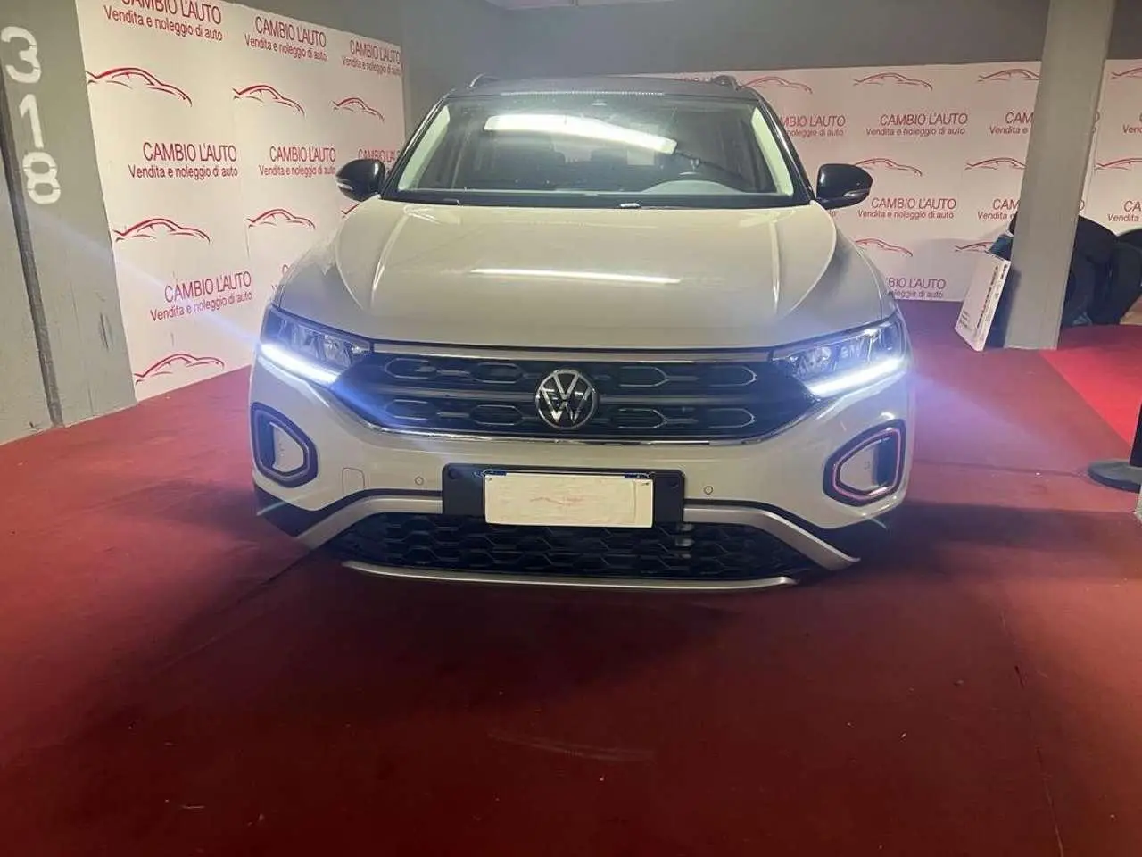 Photo 1 : Volkswagen T-roc 2022 Petrol