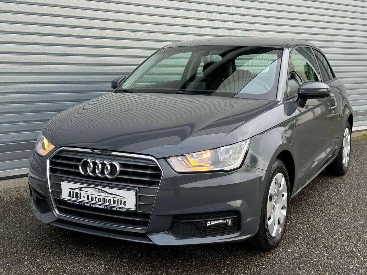 Photo 1 : Audi A1 2015 Petrol