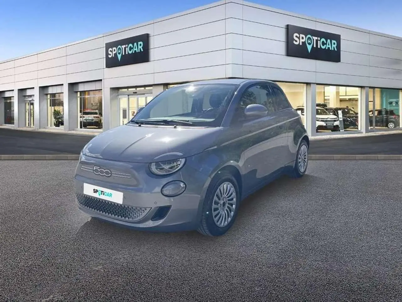 Photo 1 : Fiat 500 2023 Électrique