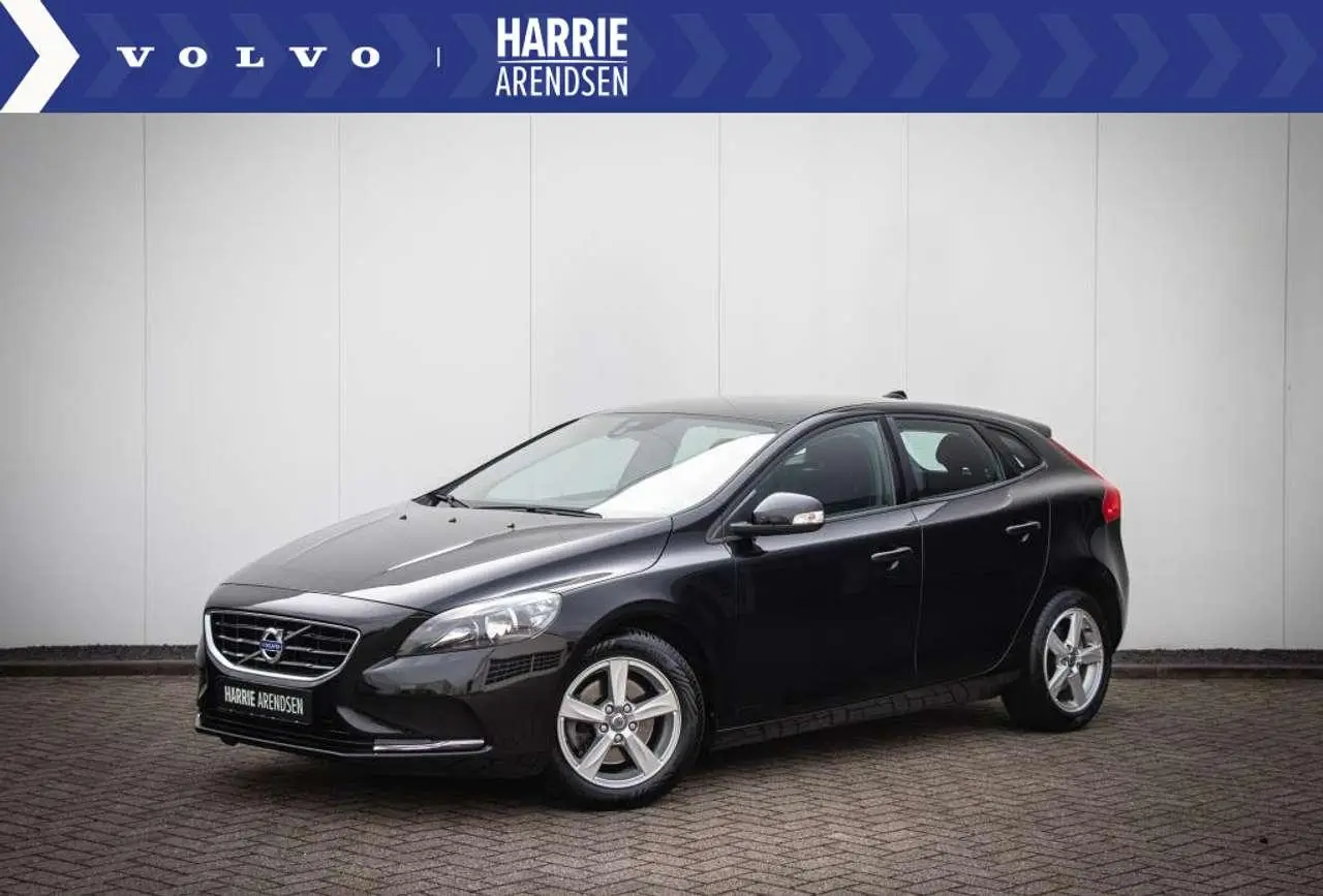 Photo 1 : Volvo V40 2014 Essence