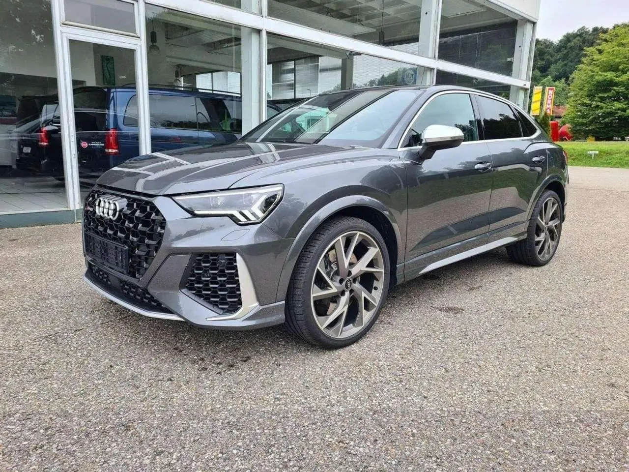 Photo 1 : Audi Rsq3 2021 Essence