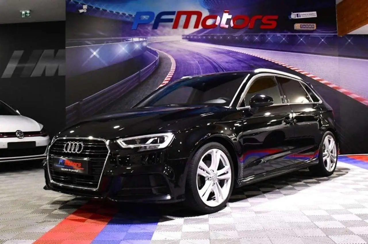 Photo 1 : Audi A3 2019 Petrol