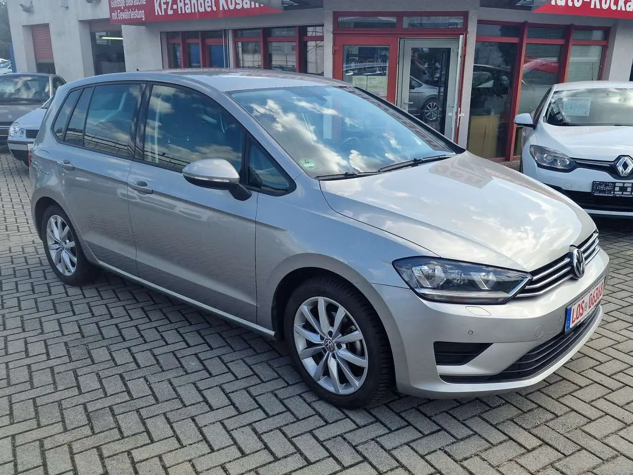 Photo 1 : Volkswagen Golf 2015 Petrol