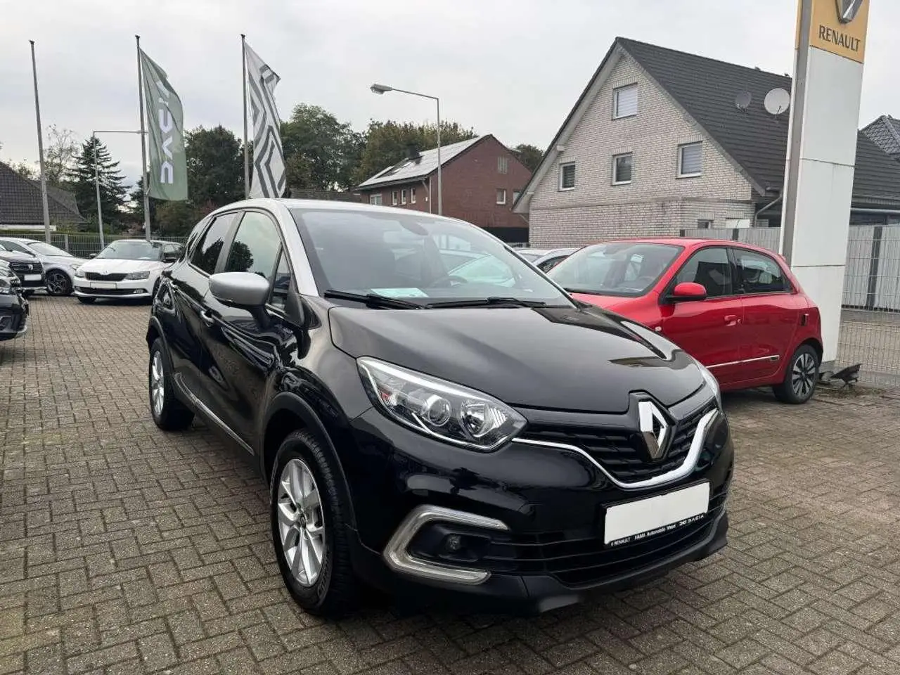 Photo 1 : Renault Captur 2019 Essence