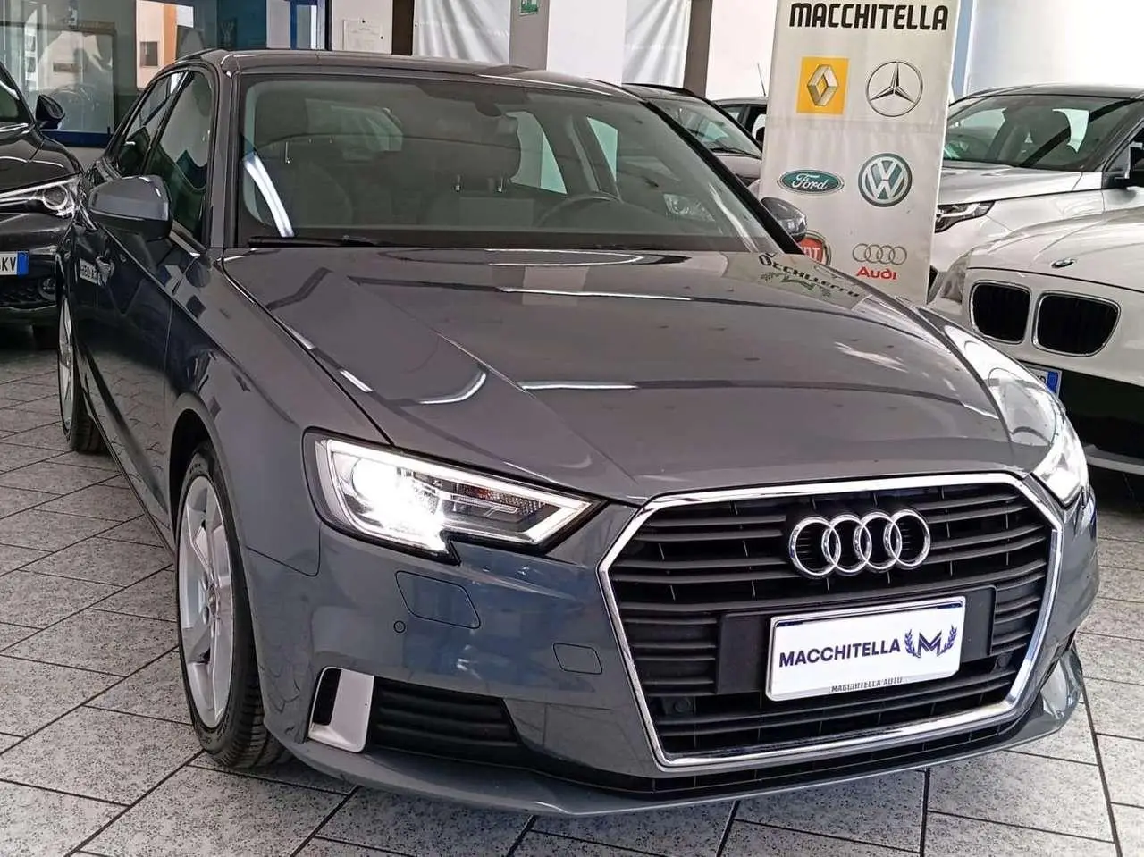 Photo 1 : Audi A3 2018 Diesel