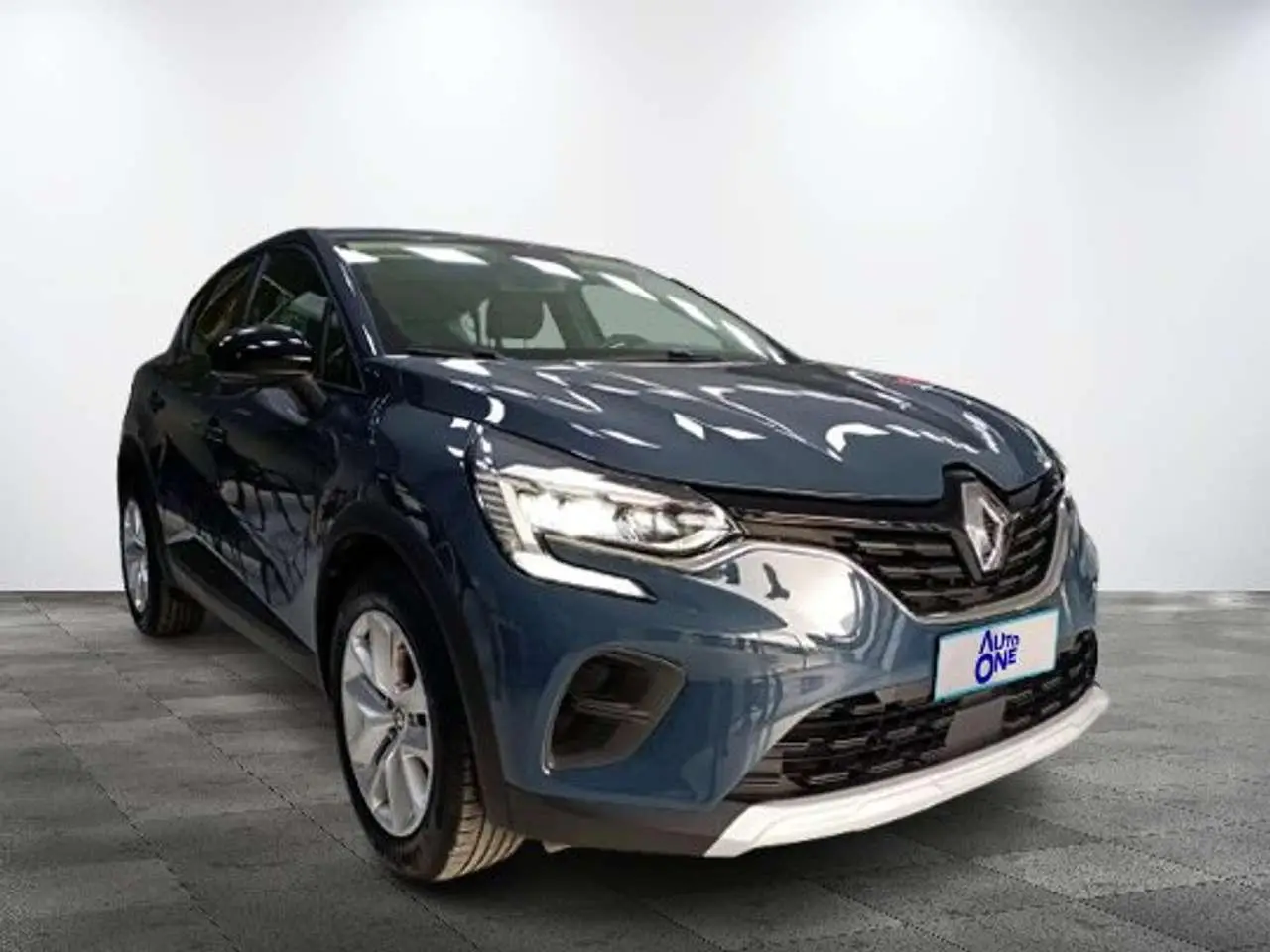 Photo 1 : Renault Captur 2023 Petrol