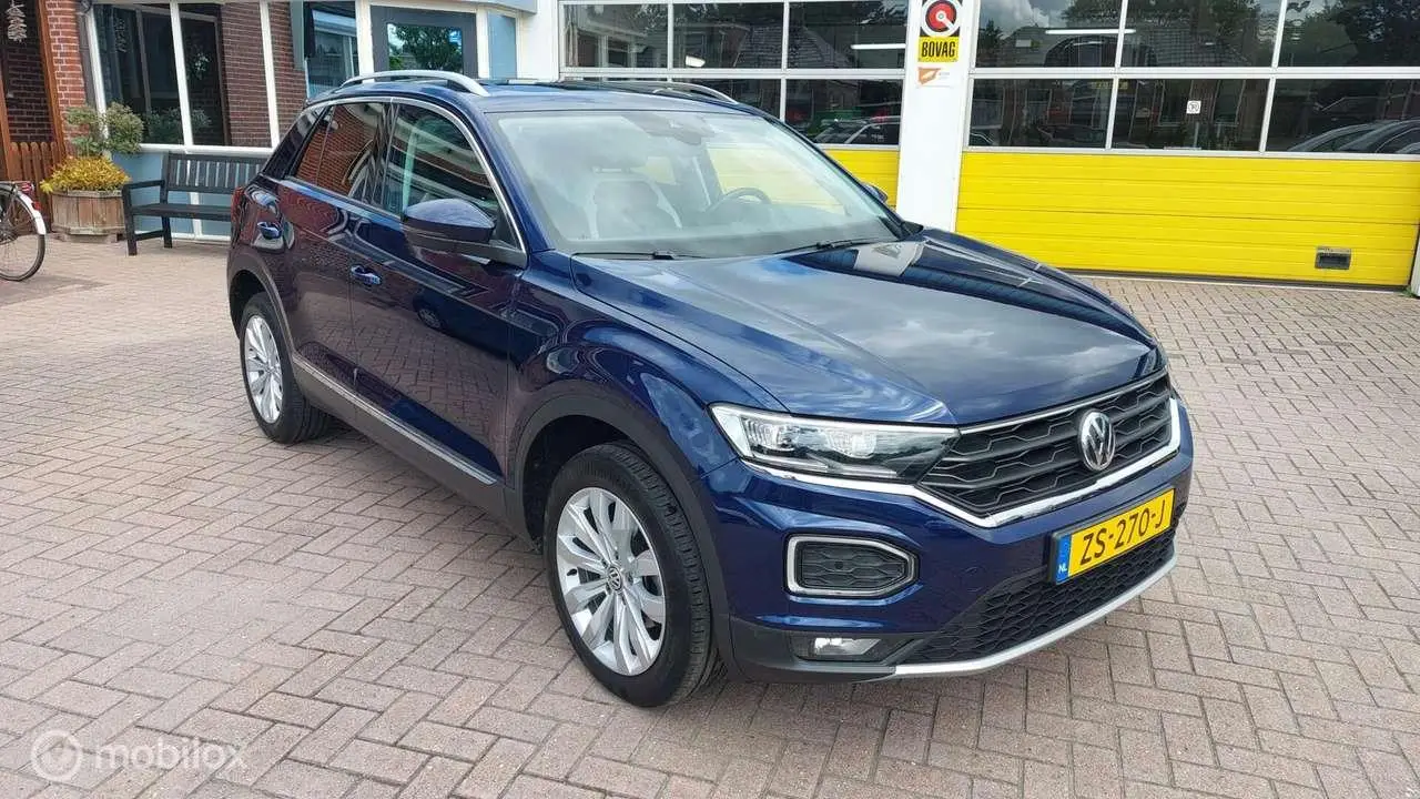 Photo 1 : Volkswagen T-roc 2019 Petrol