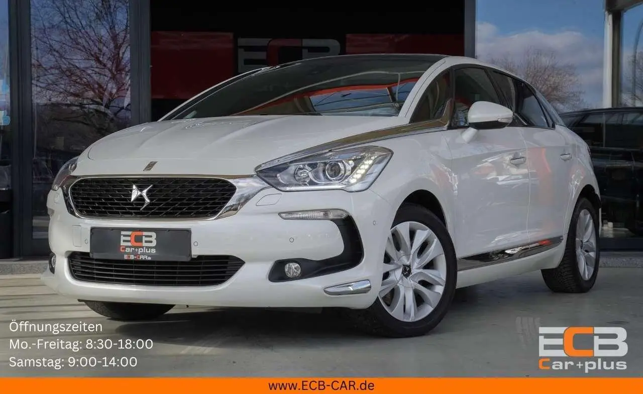 Photo 1 : Ds Automobiles Ds5 2015 Hybride