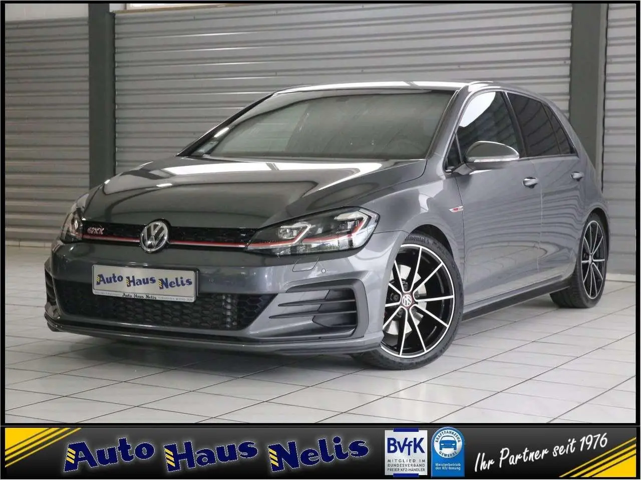 Photo 1 : Volkswagen Golf 2017 Petrol