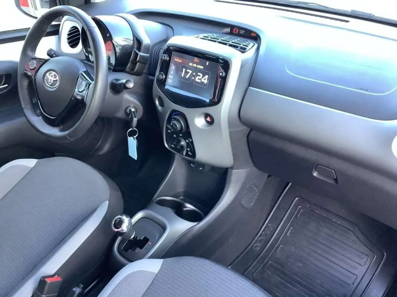 Photo 1 : Toyota Aygo 2020 Essence