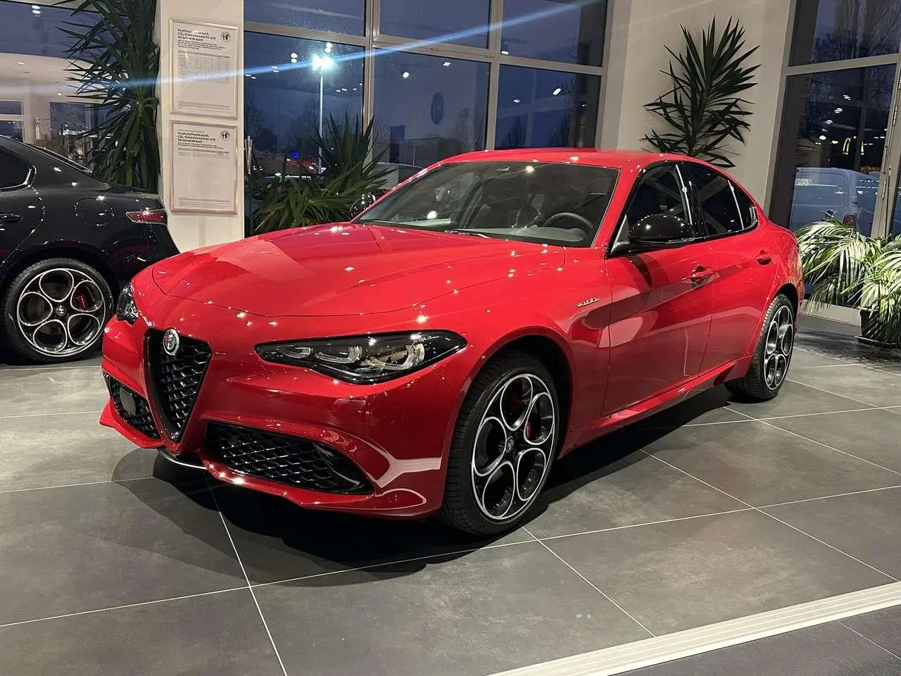 Photo 1 : Alfa Romeo Giulia 2024 Essence