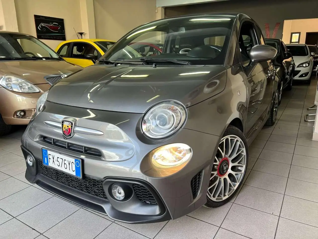 Photo 1 : Abarth 595 2018 Essence