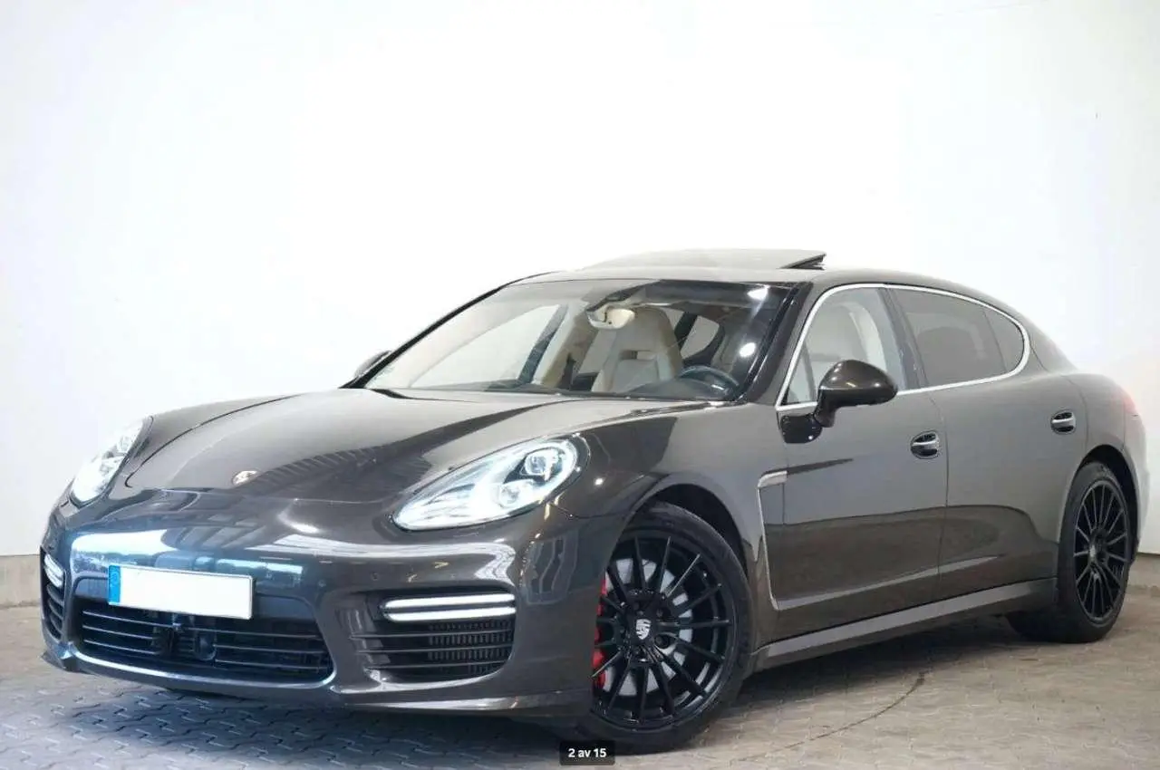 Photo 1 : Porsche Panamera 2015 Essence