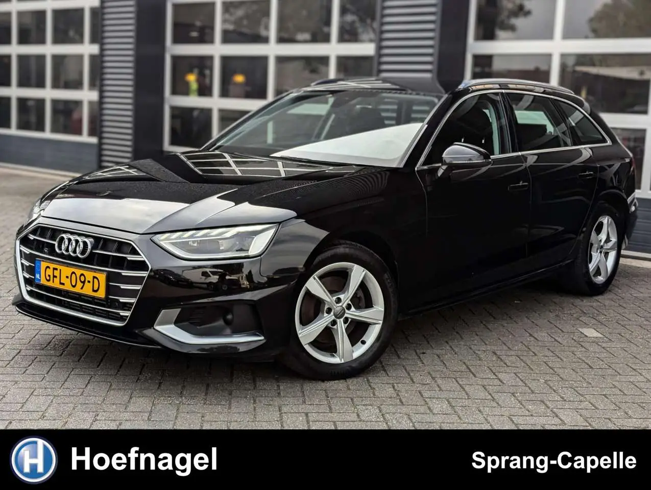 Photo 1 : Audi A4 2019 Hybride