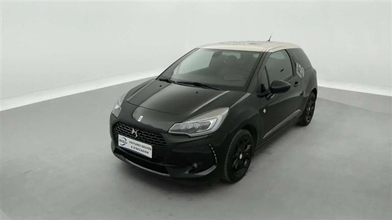 Photo 1 : Ds Automobiles Ds3 2019 Essence