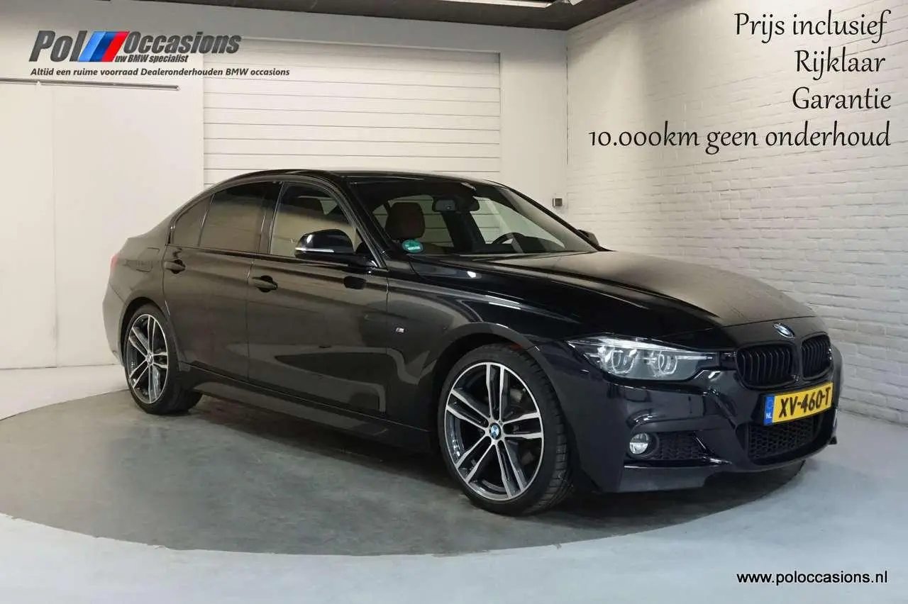 Photo 1 : Bmw Serie 3 2019 Petrol