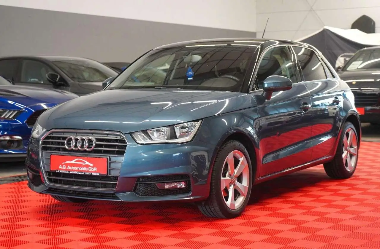 Photo 1 : Audi A1 2017 Essence